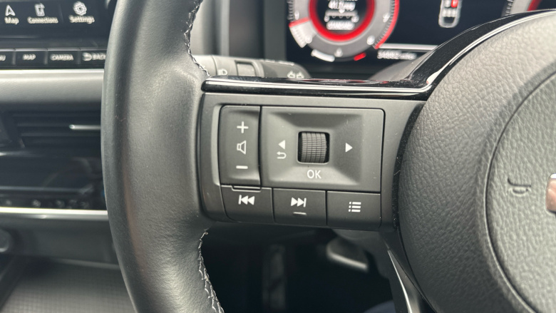 Nissan Qashqai 1.3 DiG-T MH N-Connecta 5dr Petrol Hatchback